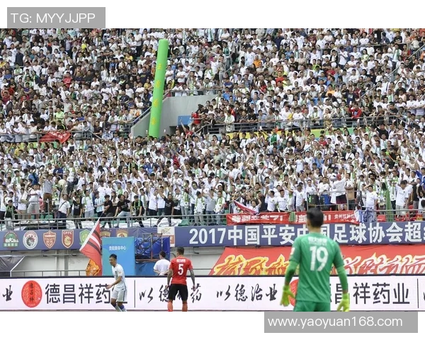 近期多位世界级足球球星来华掀起热潮引发国内球迷高度关注